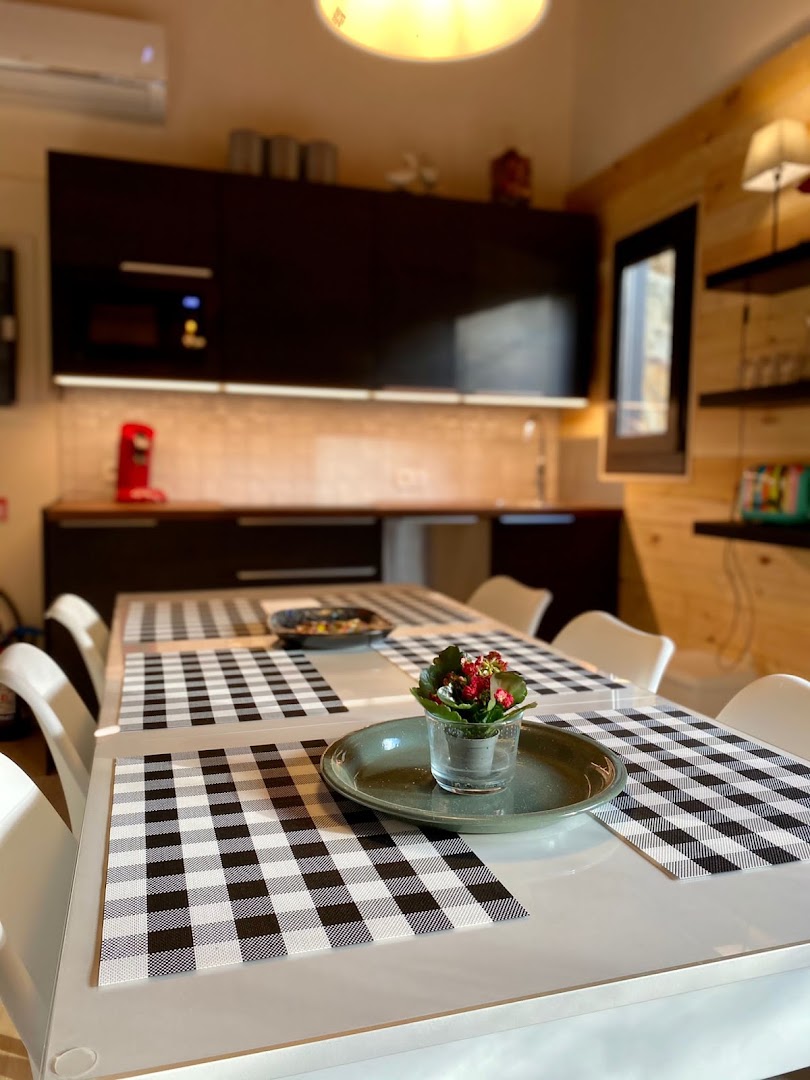 Forest Lodge · Photos 14